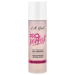 L.A. Girl, Pro Perfect, Multi-Tasking Setting Spray, GFS200 Blurring Matte, 3.55 fl oz (105 ml)